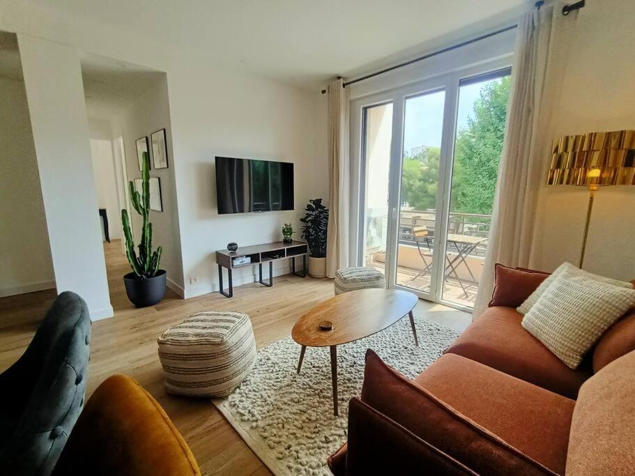 The Chic Liberation Apartment Nice Exterior photo